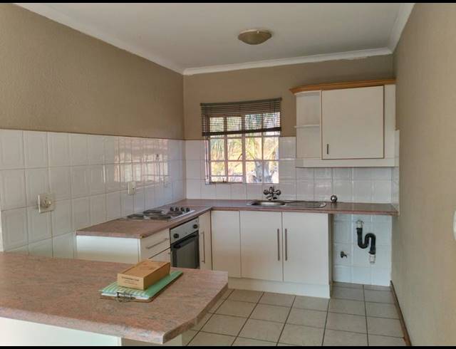 2 BEDROOM PROPERTY TO RENT IN FARRARMERE